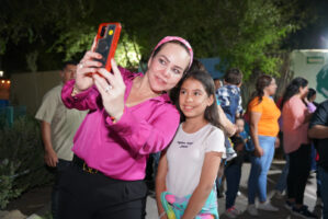 Disfrutan Familias y Alcaldesa Carmen Lilia Canturosas de “Lunada” en el Zoológico de Nuevo Laredo